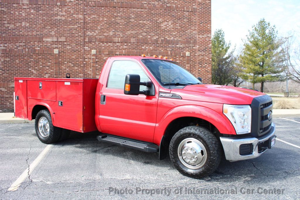 2015 Ford Super Duty F-350 DRW Cab-Chassis XL DRW 2WD - 22385820 - 1