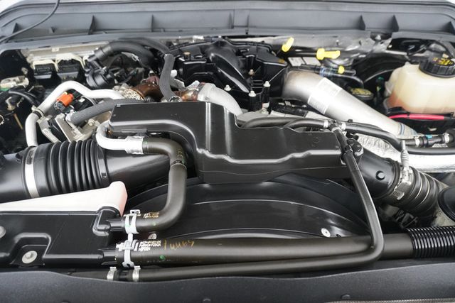 2015 Ford Super Duty F-350 SRW  - 23023598 - 32