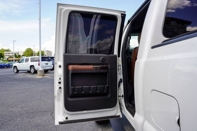 2015 Ford Super Duty F-350 SRW 4WD Crew Cab 156" Platinum - 23036860 - 21