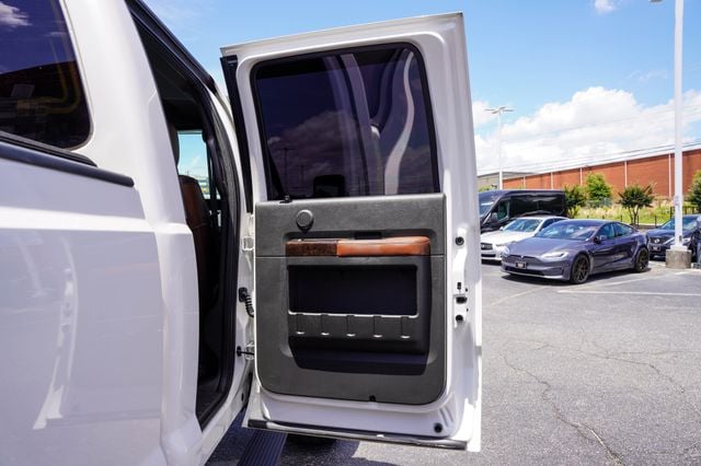2015 Ford Super Duty F-350 SRW 4WD Crew Cab 156" Platinum - 23036860 - 22
