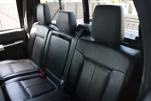 2015 Ford Super Duty F-350 SRW 4WD Crew Cab 172" Lariat - 22998704 - 10