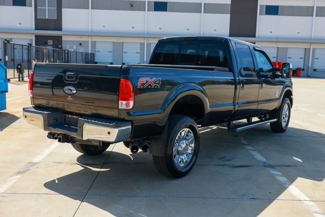 2015 Ford Super Duty F-350 SRW 4WD Crew Cab 172" Lariat - 22998704 - 13