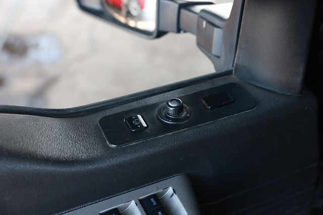 2015 Ford Super Duty F-350 SRW 4WD Crew Cab 172" Lariat - 22998704 - 46