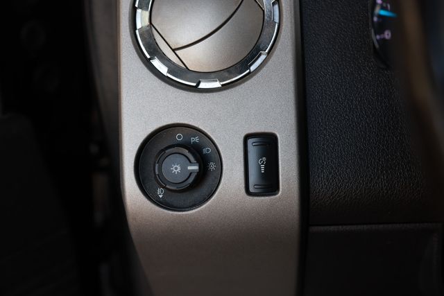 2015 Ford Super Duty F-350 SRW 4WD Crew Cab 172" Lariat - 22998704 - 48