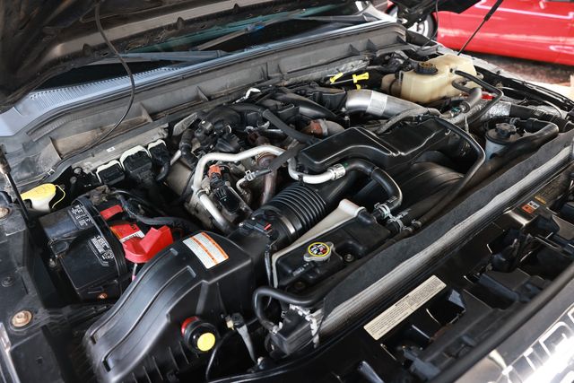 2015 Ford Super Duty F-350 SRW 4WD Crew Cab 172" Lariat - 22998704 - 52