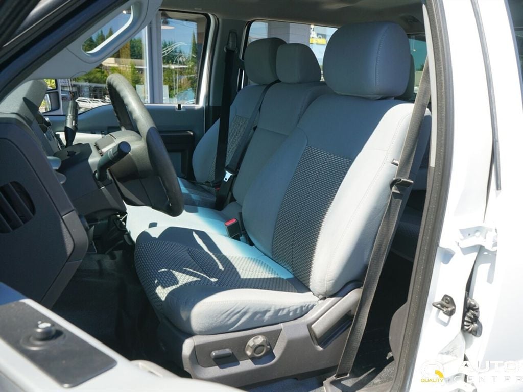 2015 Ford Super Duty F-350 SRW 4WD Crew Cab 172" XLT - 22894746 - 14