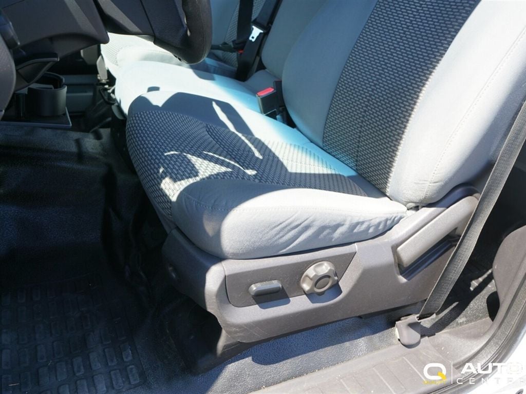 2015 Ford Super Duty F-350 SRW 4WD Crew Cab 172" XLT - 22894746 - 16