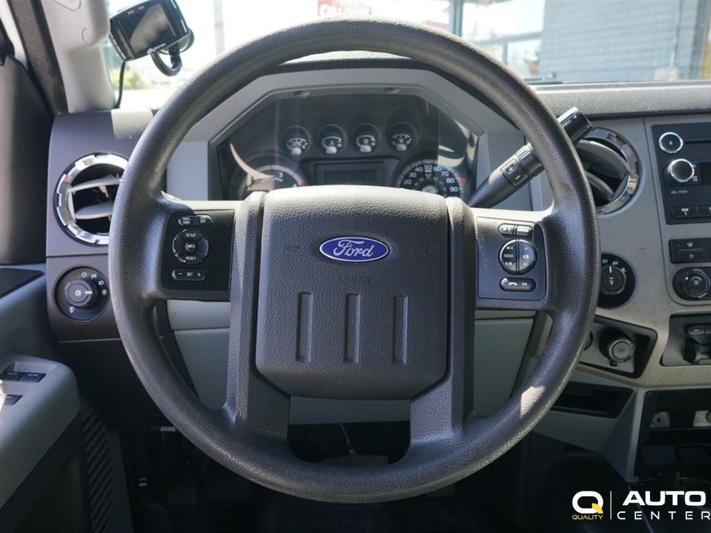 2015 Ford Super Duty F-350 SRW 4WD Crew Cab 172" XLT - 22894746 - 21