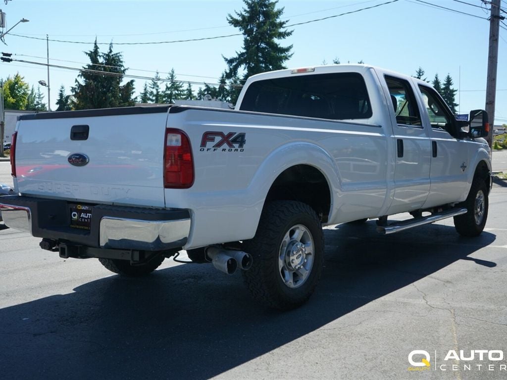2015 Ford Super Duty F-350 SRW 4WD Crew Cab 172" XLT - 22894746 - 4