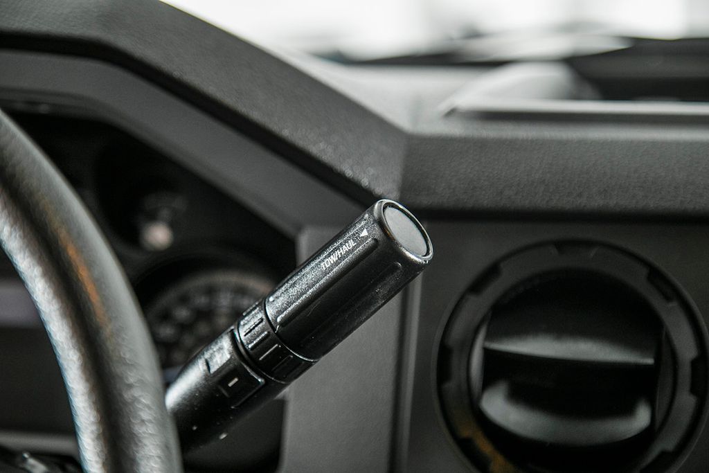 2015 Ford Super Duty F-350 SRW F350 SUPERCAB 4X4 * 6.2 V8 * READING KUV * LOCAL TRADE * 1 OWNER - 17121316 - 18