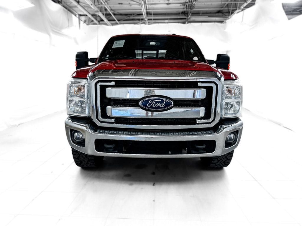 2015 Ford F-350 Lariat photo 2