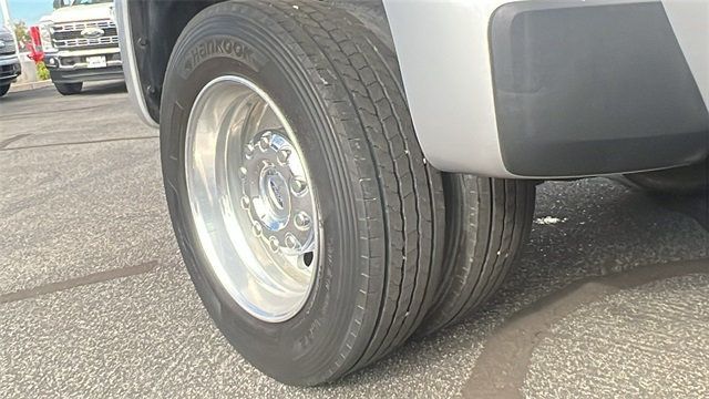 2015 Ford Super Duty F-450 DRW 4WD Crew Cab 172" XL - 22906146 - 11