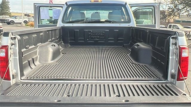 2015 Ford Super Duty F-450 DRW 4WD Crew Cab 172" XL - 22906146 - 15