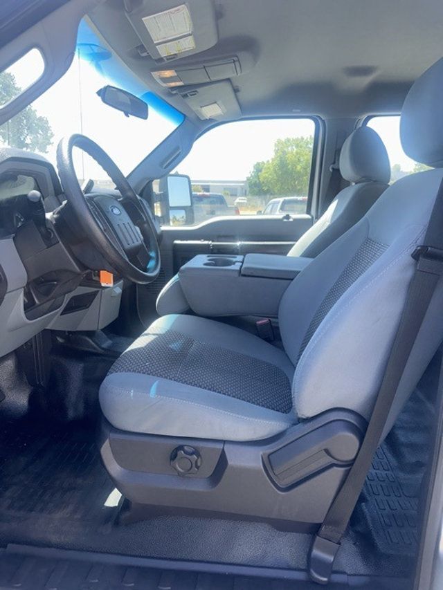 2015 Ford Super Duty F-450 DRW 4WD Crew Cab 172" XL - 22906146 - 3