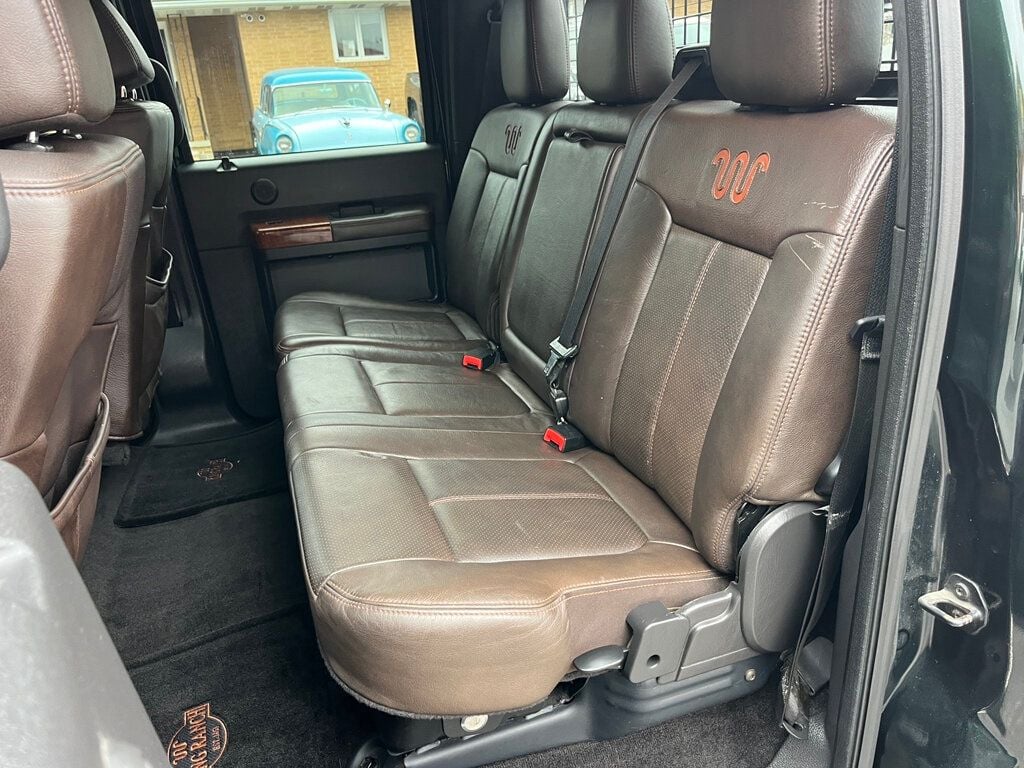 2015 Ford Super Duty F-450 DRW F450 King Ranch 4x4 Dooley - 22871311 - 47