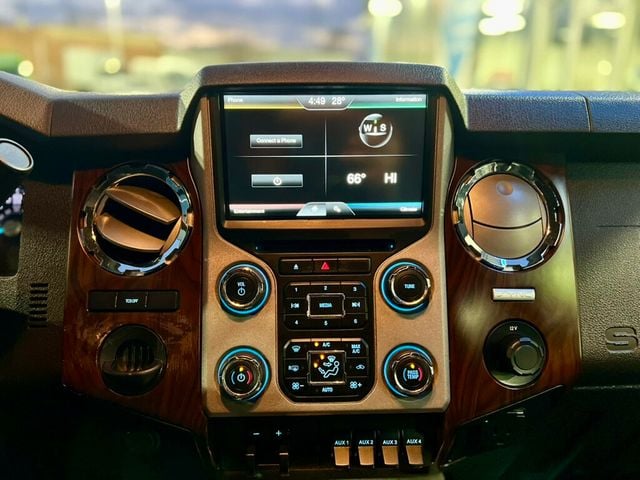 2015 Ford Super Duty F-550 DRW 2WD Crew Cab 200" WB 84" CA Lariat - 22964719 - 23