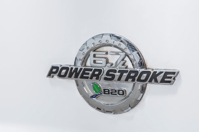 2015 Ford Super Duty F-550 DRW 4WD Crew Cab 200" WB 84" CA XL - 15403102 - 14