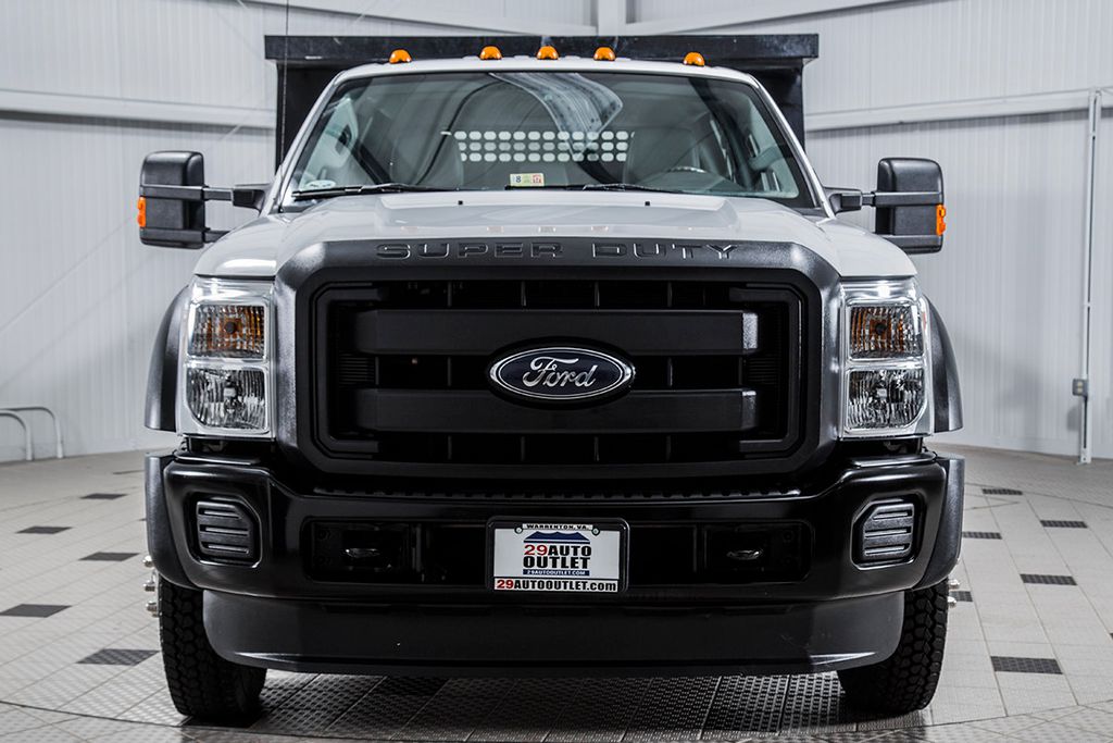 2015 Ford Super Duty F-550 DRW 4WD Crew Cab 200" WB 84" CA XL - 15403102 - 1