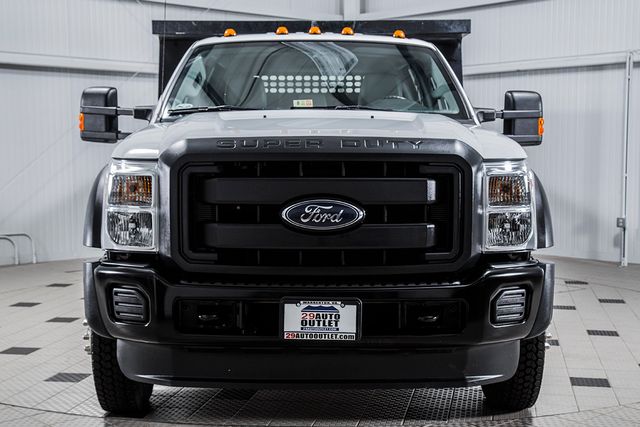 2015 Ford Super Duty F-550 DRW 4WD Crew Cab 200" WB 84" CA XL - 15403102 - 1