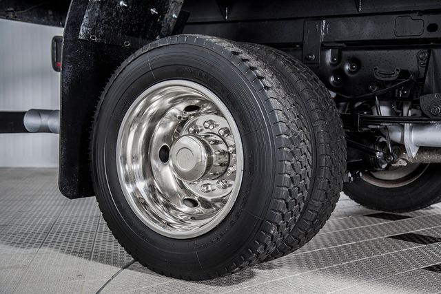 2015 Ford Super Duty F-550 DRW 4WD Crew Cab 200" WB 84" CA XL - 15403102 - 20