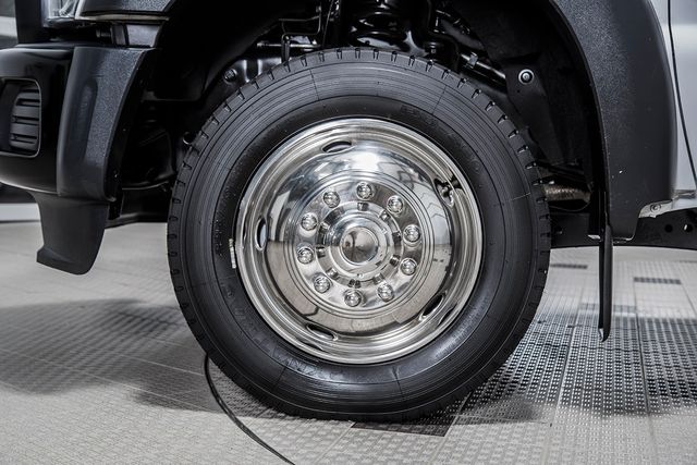 2015 Ford Super Duty F-550 DRW 4WD Crew Cab 200" WB 84" CA XL - 15403102 - 23