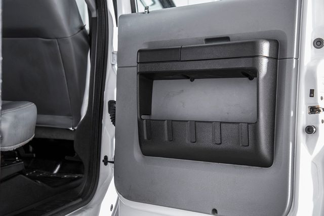 2015 Ford Super Duty F-550 DRW 4WD Crew Cab 200" WB 84" CA XL - 15403102 - 44