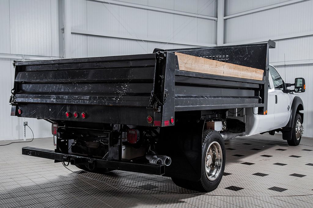 2015 Ford Super Duty F-550 DRW 4WD Crew Cab 200" WB 84" CA XL - 15403102 - 5