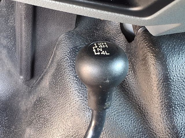 2015 Ford Super Duty F-550 DRW 9' Flatbed - 22994992 - 26