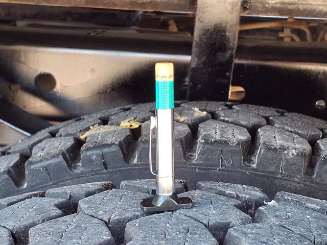 2015 Ford Super Duty F-550 DRW 9' Flatbed - 22994992 - 37