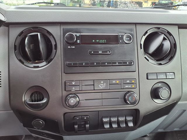 2015 Ford Super Duty F-550 DRW 9' Service Body - 22912845 - 11