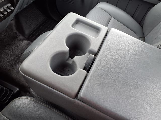 2015 Ford Super Duty F-550 DRW 9' Service Body - 22912845 - 13