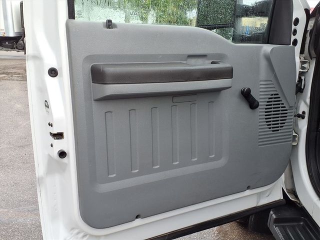 2015 Ford Super Duty F-550 DRW 9' Service Body - 22912845 - 15