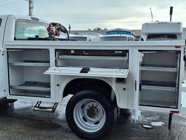 2015 Ford Super Duty F-550 DRW 9' Service Body - 22912845 - 16