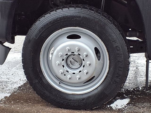 2015 Ford Super Duty F-550 DRW 9' Service Body - 22912845 - 43