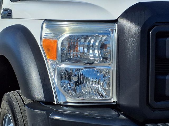 2015 Ford Super Duty F-550 DRW 9' Utility Truck w/Crane - 23019293 - 1