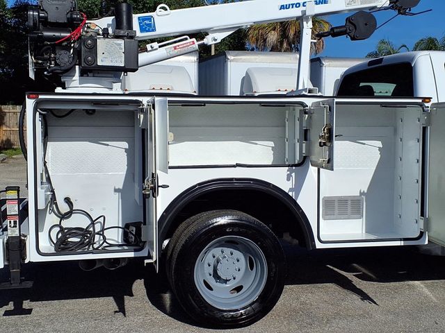 2015 Ford Super Duty F-550 DRW 9' Utility Truck w/Crane - 23019293 - 22