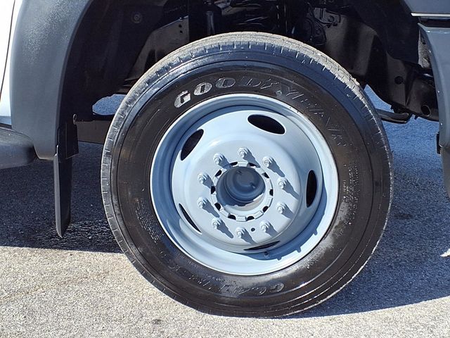 2015 Ford Super Duty F-550 DRW 9' Utility Truck w/Crane - 23019293 - 31
