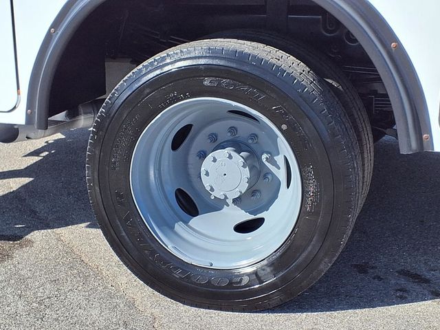 2015 Ford Super Duty F-550 DRW 9' Utility Truck w/Crane - 23019293 - 33