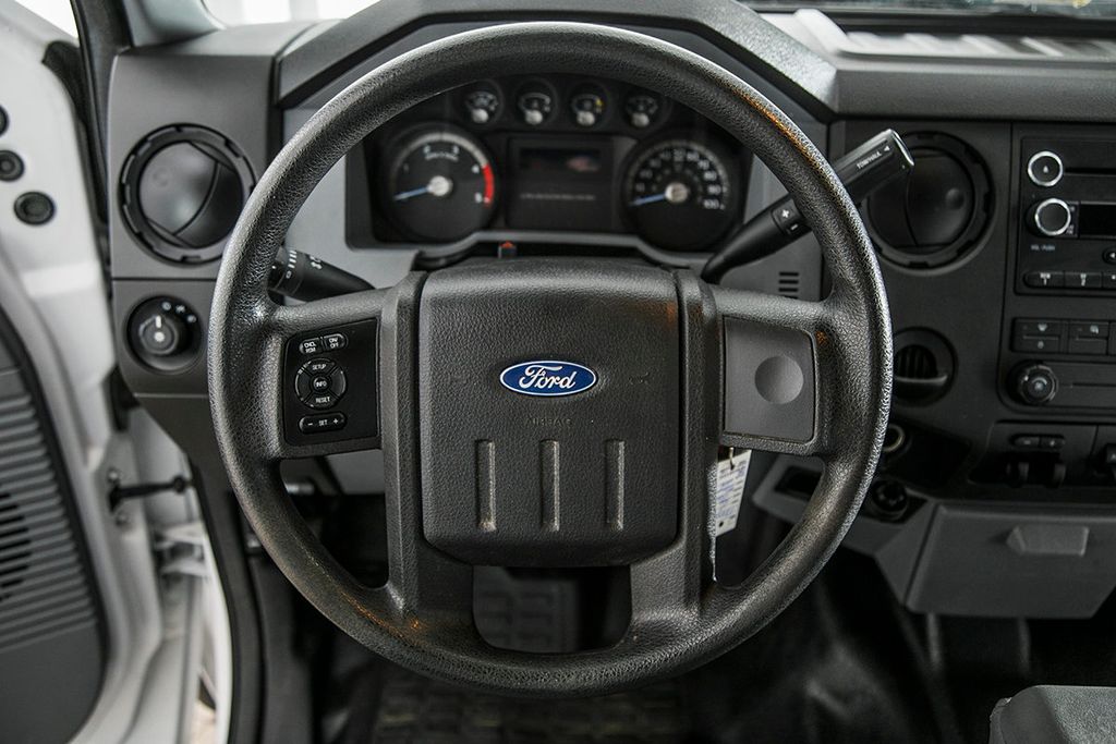 2015 Ford Super Duty F-550 DRW F550 CREW * 12' LANDSCAPE DUMP * 6.7 POWERSTROKE DIESEL * LOCAL - 16736157 - 18