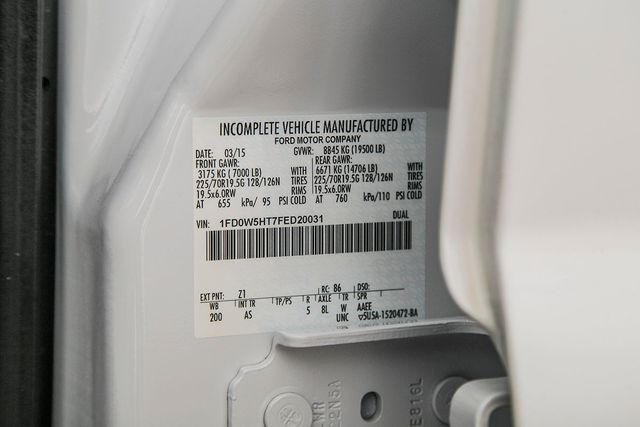 2015 Ford Super Duty F-550 DRW F550 CREW 4X4 * 6.7 POWERSTROKE * FLATBED W/TOOLBOXES & AUX FUEL - 16715627 - 33