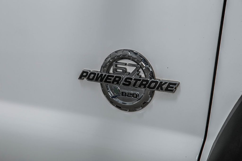 2015 Ford Super Duty F-550 DRW F550 REG CAB 4X4 * 6.7 POWERSTROKE * 11' C&M FLATBED * 1 OWNER - 17136112 - 10