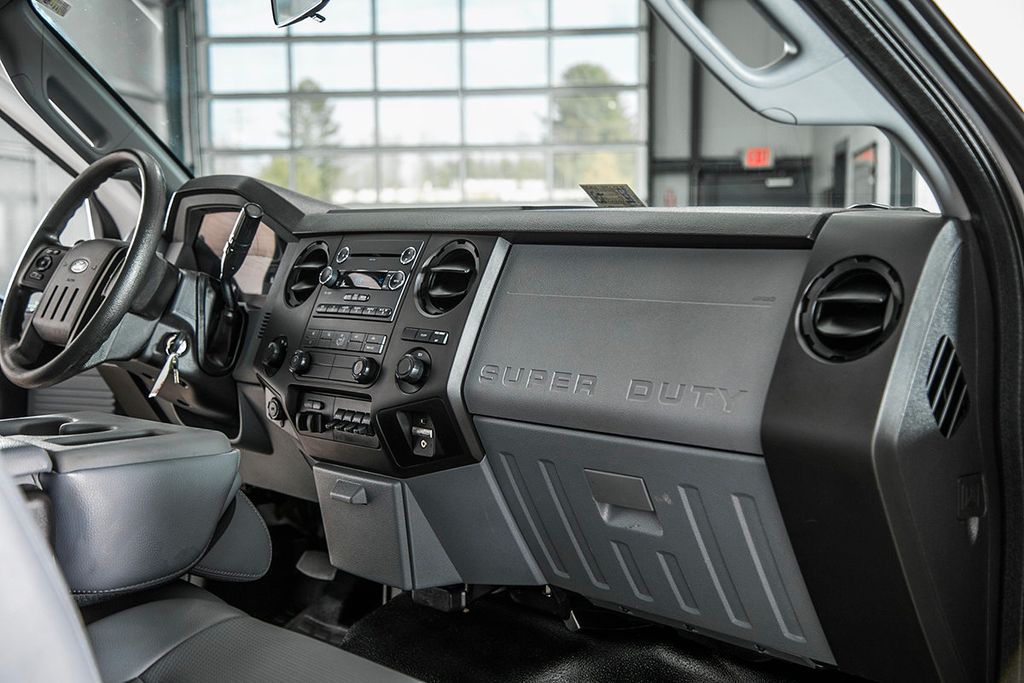 2015 Ford Super Duty F-550 DRW F550 REG CAB 4X4 * 6.7 POWERSTROKE * 11' C&M FLATBED * 1 OWNER - 17136112 - 20