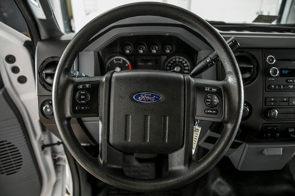 2015 Ford Super Duty F-550 DRW F550 REG CAB 4X4 * 6.7 POWERSTROKE * 11' C&M FLATBED * 1 OWNER - 17136112 - 24