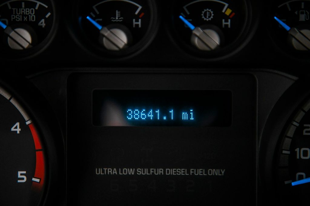 2015 Ford Super Duty F-550 DRW F550 REG CAB 4X4 * 6.7 POWERSTROKE * 11' C&M FLATBED * 1 OWNER - 17136112 - 32