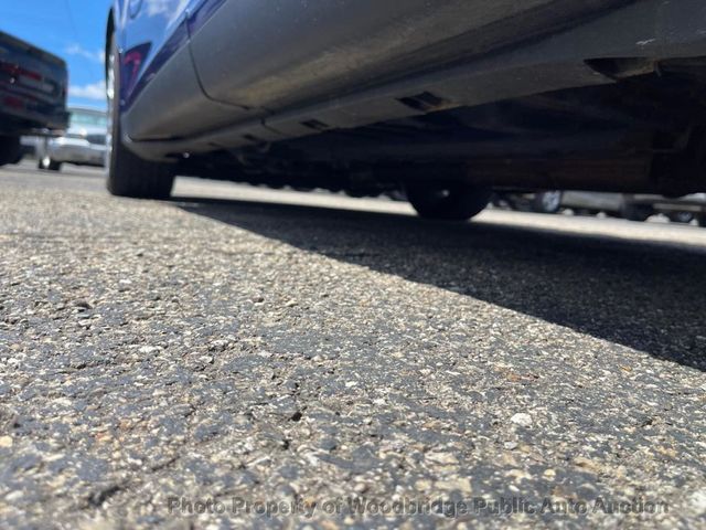 2015 Ford Taurus 4dr Sedan Limited FWD - 23018245 - 17