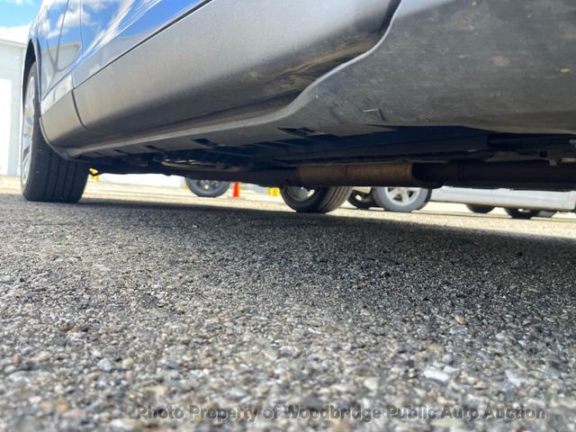 2015 Ford Taurus 4dr Sedan Limited FWD - 23018245 - 19