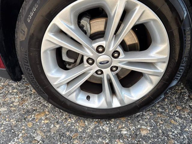 2015 Ford Taurus 4dr Sedan SEL FWD - 22971464 - 11