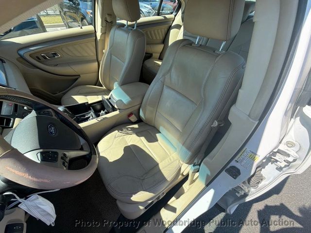 2015 Ford Taurus 4dr Sedan SEL FWD - 23031235 - 8