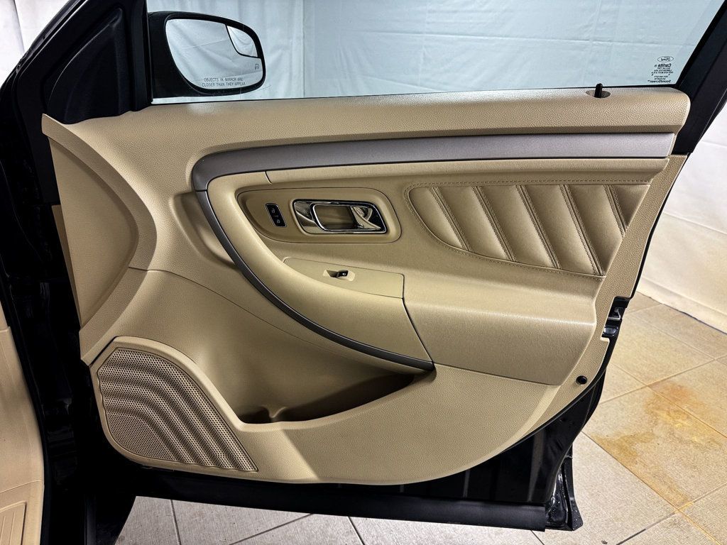 2015 Ford Taurus SEL - 22964549 - 16