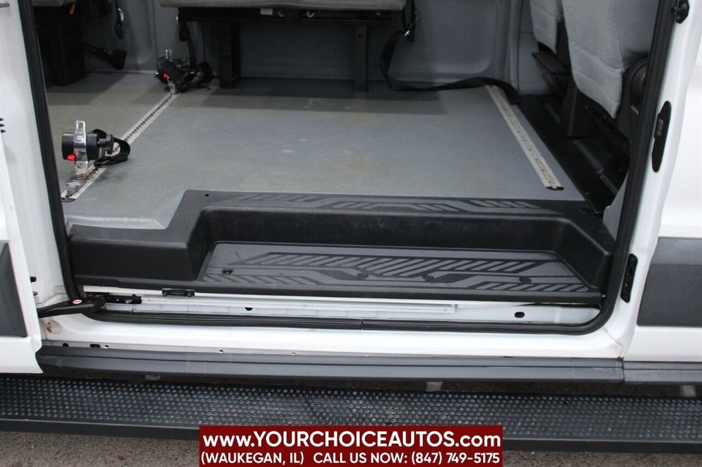 2015 Ford Transit 250 3dr LWB Medium Roof Cargo Van w/Sliding Passenger Side Door - 22253973 - 17